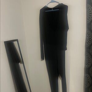 Black V-Neck Long Sleeve Jumpsuit